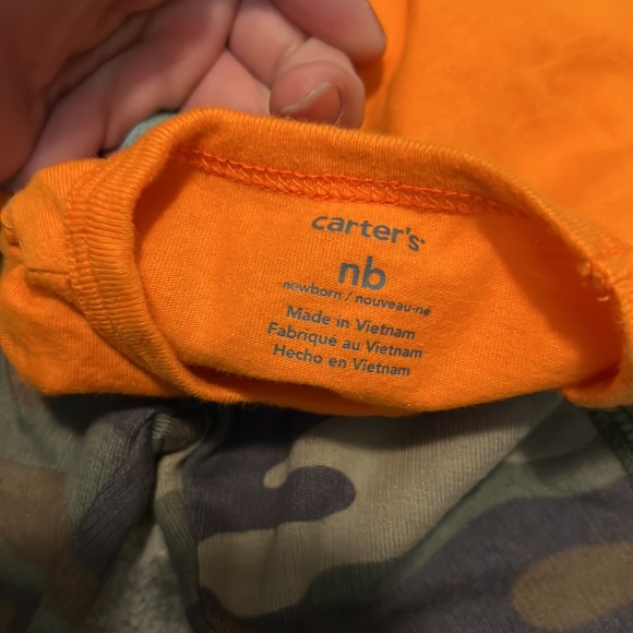 Carters NewBorn Lot (B-3) - Picture 7 of 11